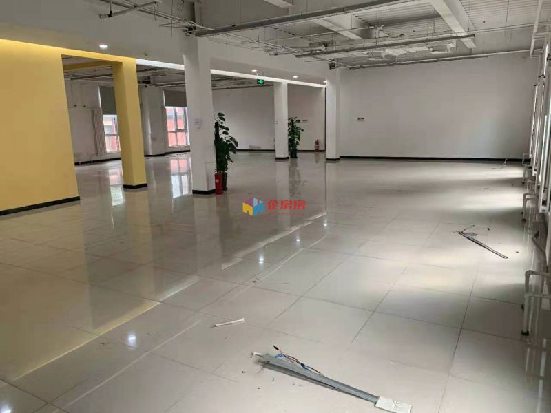 自由者创业社区（西三旗昌临801号院）