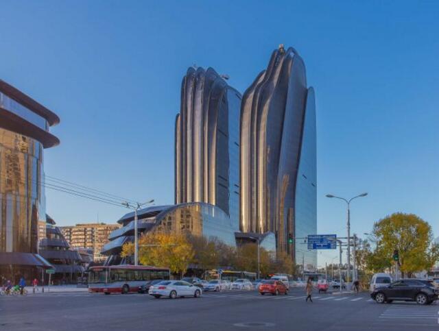 骏豪中央公园广场