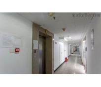 银海大厦写字楼中等装修220㎡