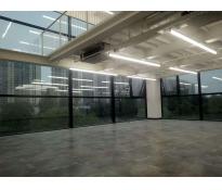 西国贸大厦写字楼豪华装修1000㎡