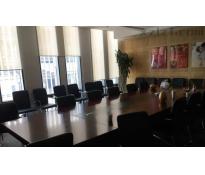中环世贸中心D座写字楼中等装修850㎡