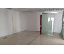 西海48文化创意中心写字楼中等装修245㎡