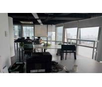 融科资讯中心写字楼中等装修536㎡