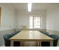 SOHO现代城写字楼中等装修145㎡