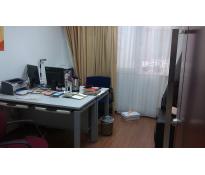 泰鹏大厦写字楼中等装修350㎡