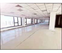 石榴中心0中等装修1600㎡