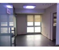 东方银座（写字楼座）写字楼中等装修300㎡