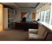 达美中心广场写字楼中等装修500㎡