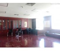 中国电子大厦写字楼中等装修120㎡