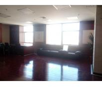 中国电子大厦写字楼中等装修120㎡