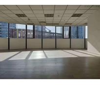 皇城国际中心写字楼精装修320㎡