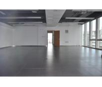 主语国际中心写字楼中等装修355㎡