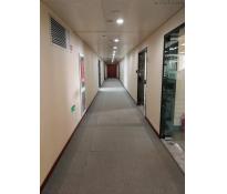 国际财经中心写字楼中等装修153㎡