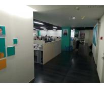 万柳亿城中心写字楼中等装修900㎡